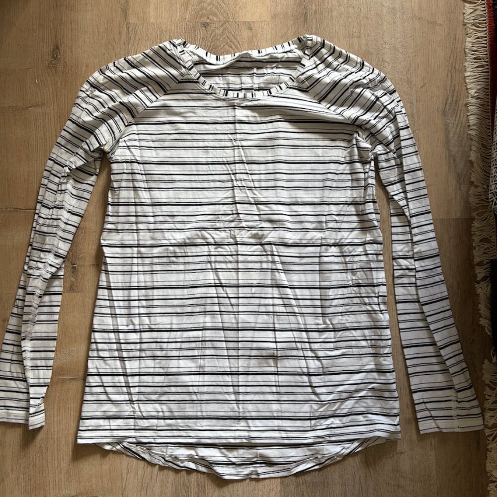 White/Black Stripe LuluLemon Long Sleeve Workout Top, Size S